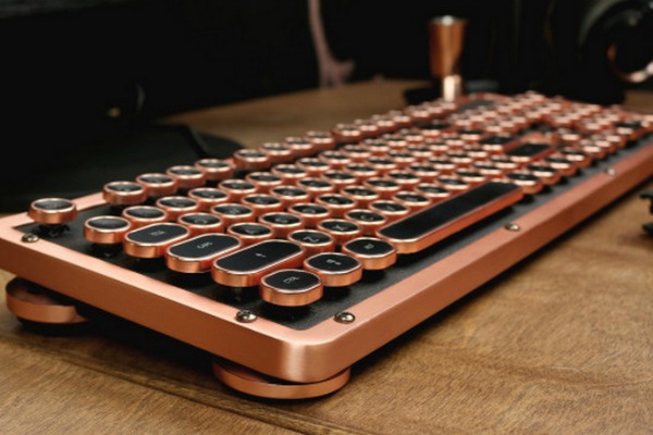 tastatura vintage