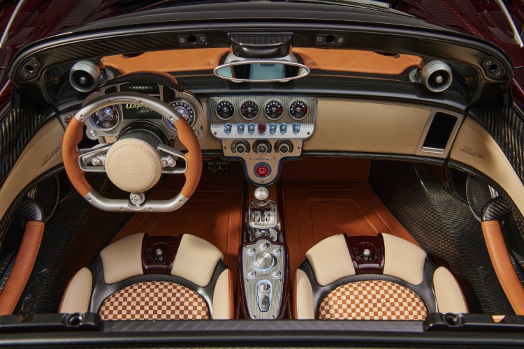 pagani-utopia-roadster-12