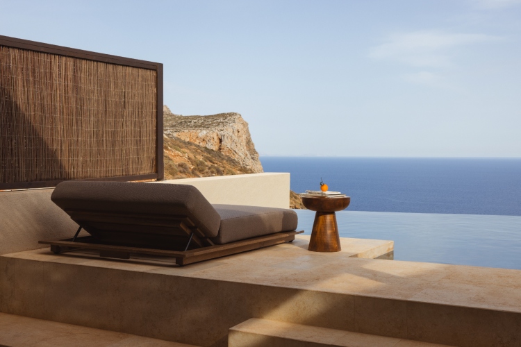 gundari-resort-luksuzna-oaza-na-ostrvu-folegandros-5