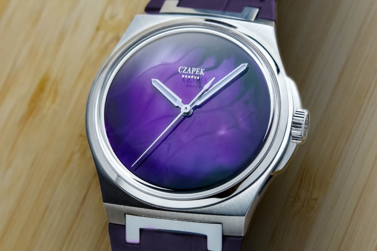 czapek-cie-predstavlja-antarctique-purple-storm-umetnicko-remek-delo-inspirisano-prirodom-4