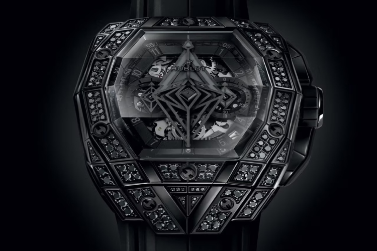 hublot-predstavlja-spirit-of-big-bang-sang-bleu-all-black-pave-1