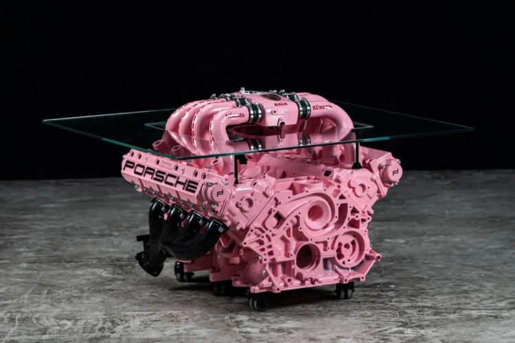 porsche-pink-pig-motor-postaje-unikatni-sto-za-kafu-3