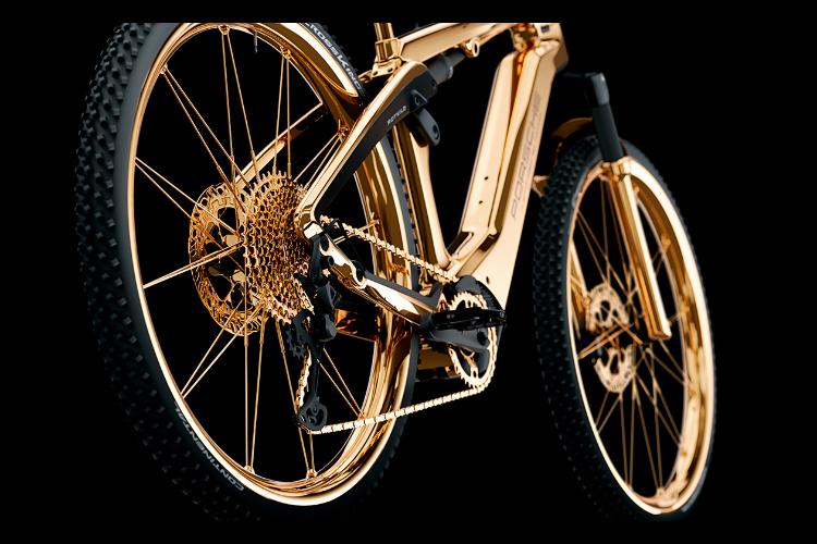 caviar-personalizovao-porsche-bicikl-18k-zlatom-13