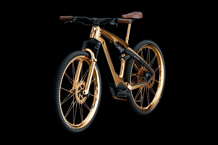 caviar-personalizovao-porsche-bicikl-18k-zlatom-20