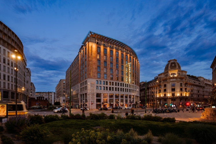 hotel-dei-cavalieri-istinsko-italijansko-gostoprimstvo-kroz-spoj-istorije-modernosti-i-prelepih-pogleda-1