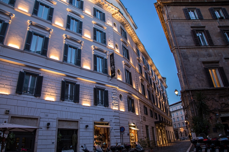 the-pantheon-iconic-rome-hotel-spoj-savremene-elegancije-i-tradicionalnih-elemenata-40