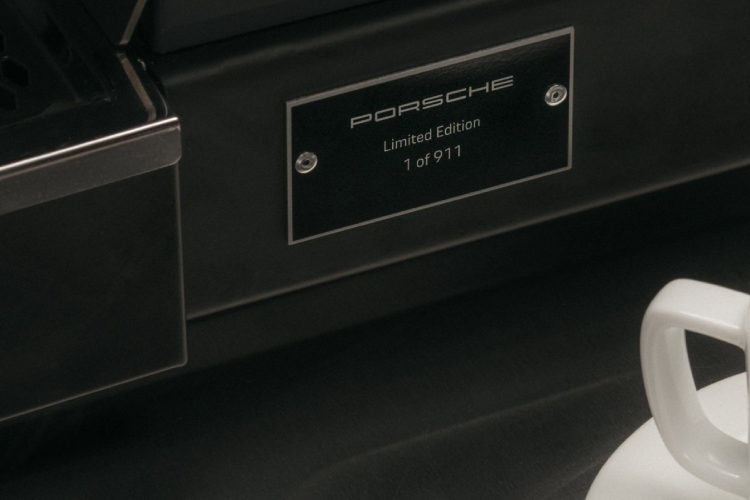 la-marzocco-porsche-espresso-aparat-5