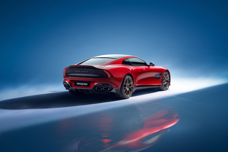 aston-martin-vanquish-8