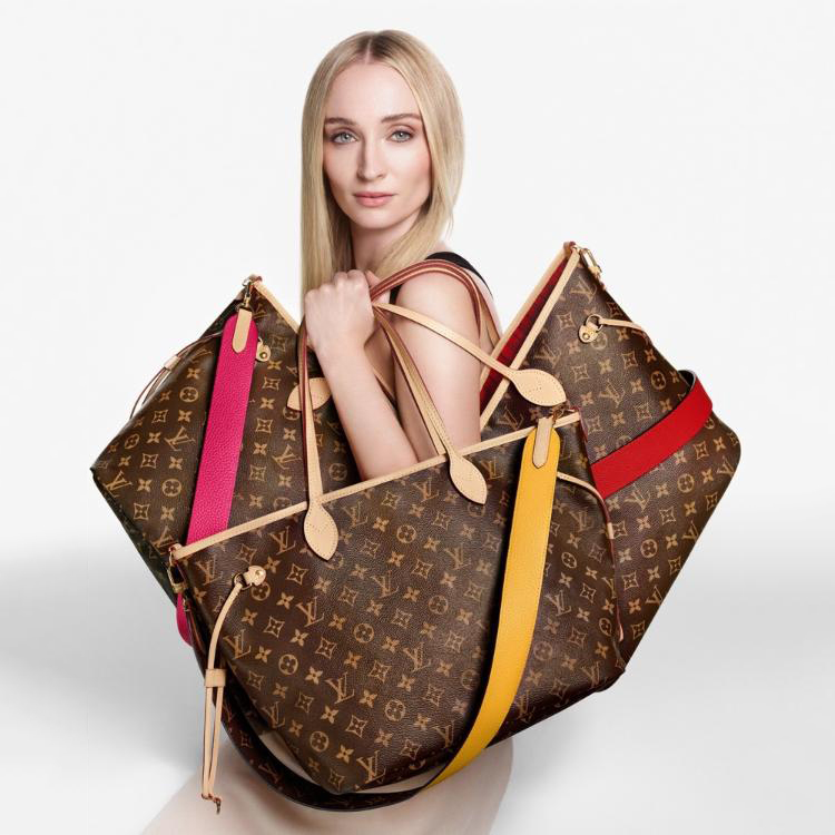 sofi-tarner-predstavlja-louis-vuitton-neverfull-inside-out-torbu-1