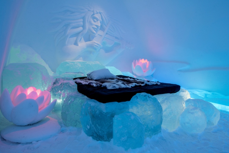 svedski-icehotel-zamrznuto-umetnicko-remek-delo-inspirisano-prirodom-17