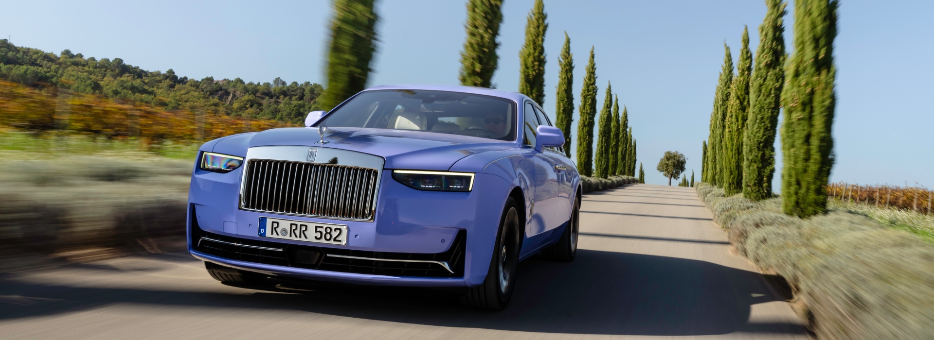 Rolls-Royce predstavlja Ghost Series II: Istinski sinonim za dinamičnost i samouverenost