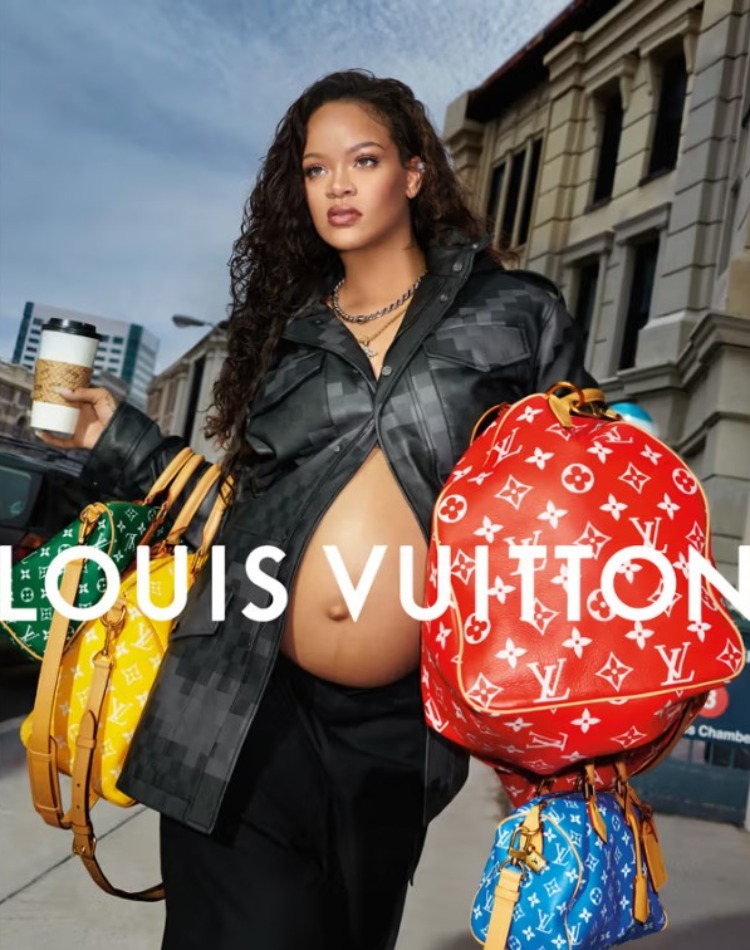 Louis Vuitton Monogram Handbags of Kendall Jenner on the Instagram account @ kendalljenner