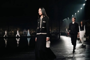 Chanel Métiers d'Art 2024/2025: Čarobna noć u Hangdžouu