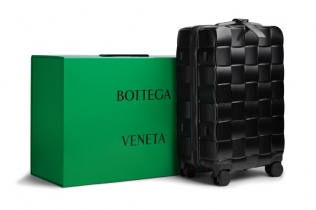 Bottega Veneta predstavlja „Odyssey“ kofer inspirisan legendarnim pletenim torbama