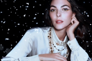 Chanel Makeup: Praznična kolekcija 2024 kao zimska čarolija