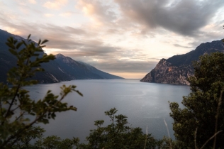 Pet razloga da ove jeseni posetite najveće jezero u Italiji