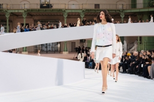 Chanel predstavlja proleće/leto Haute Couture kolekciju 2025 – oda boji i večnom luksuzu