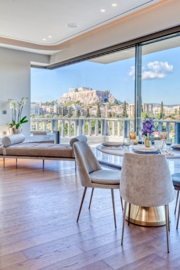 Luksuzni stan u Atini sa veličanstvenim pogledom na Akropolj